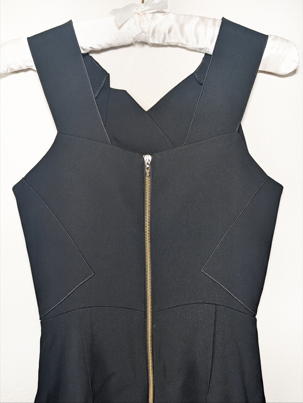 Roland Mouret Black Sleeveless Peplum Sheath Dress - Picture 6 of 13